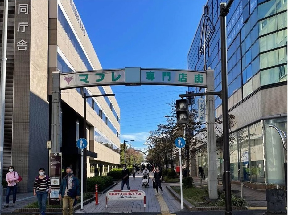 小田急電鉄「新百合ヶ丘駅」